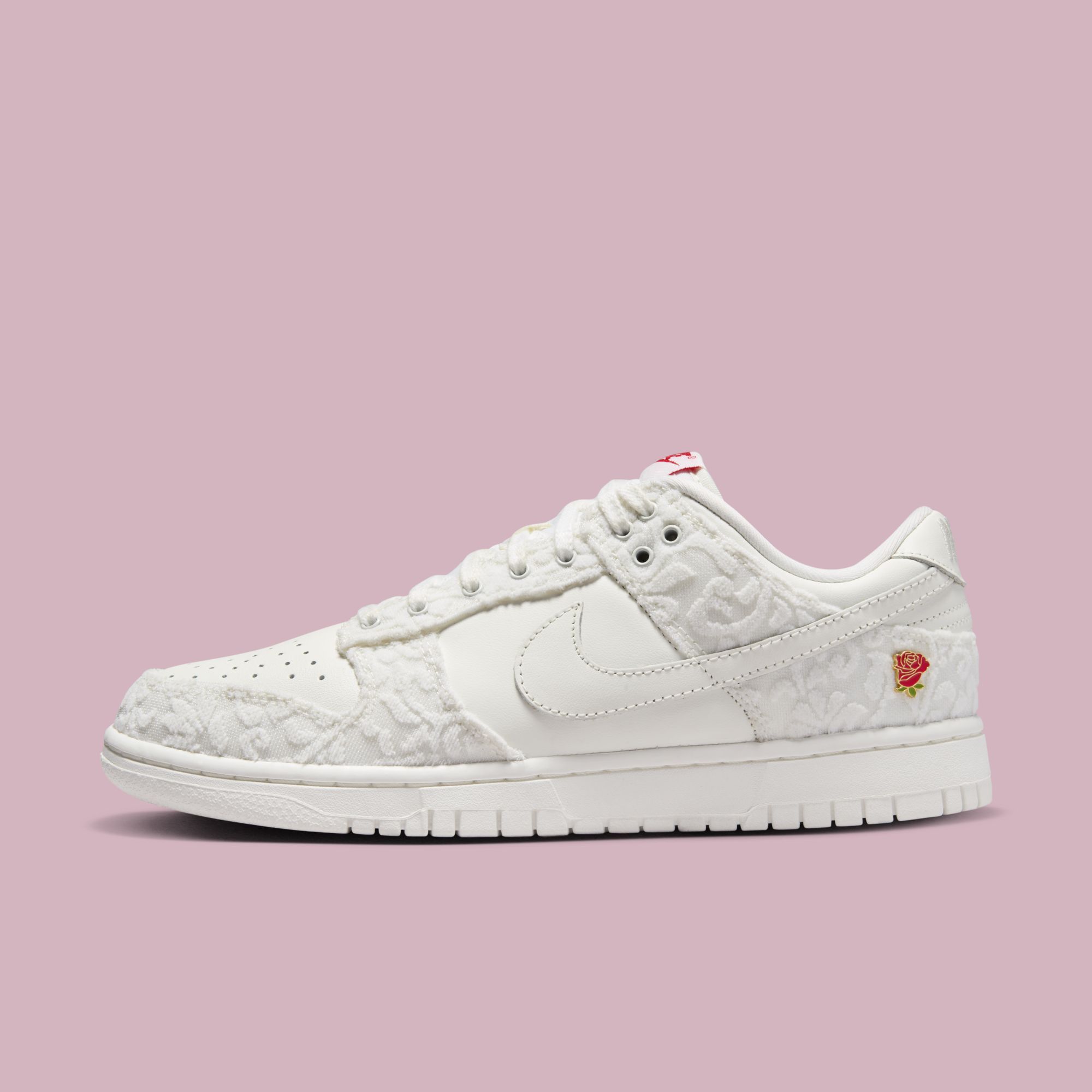 Nike Dunk Low Giver Her Flowers Sail Red White FZ3775-133 Women's Size 7