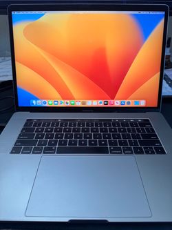 Apple MacBook Pro 15” (Mid-2017) i7 1TB SSD 16GB RAM