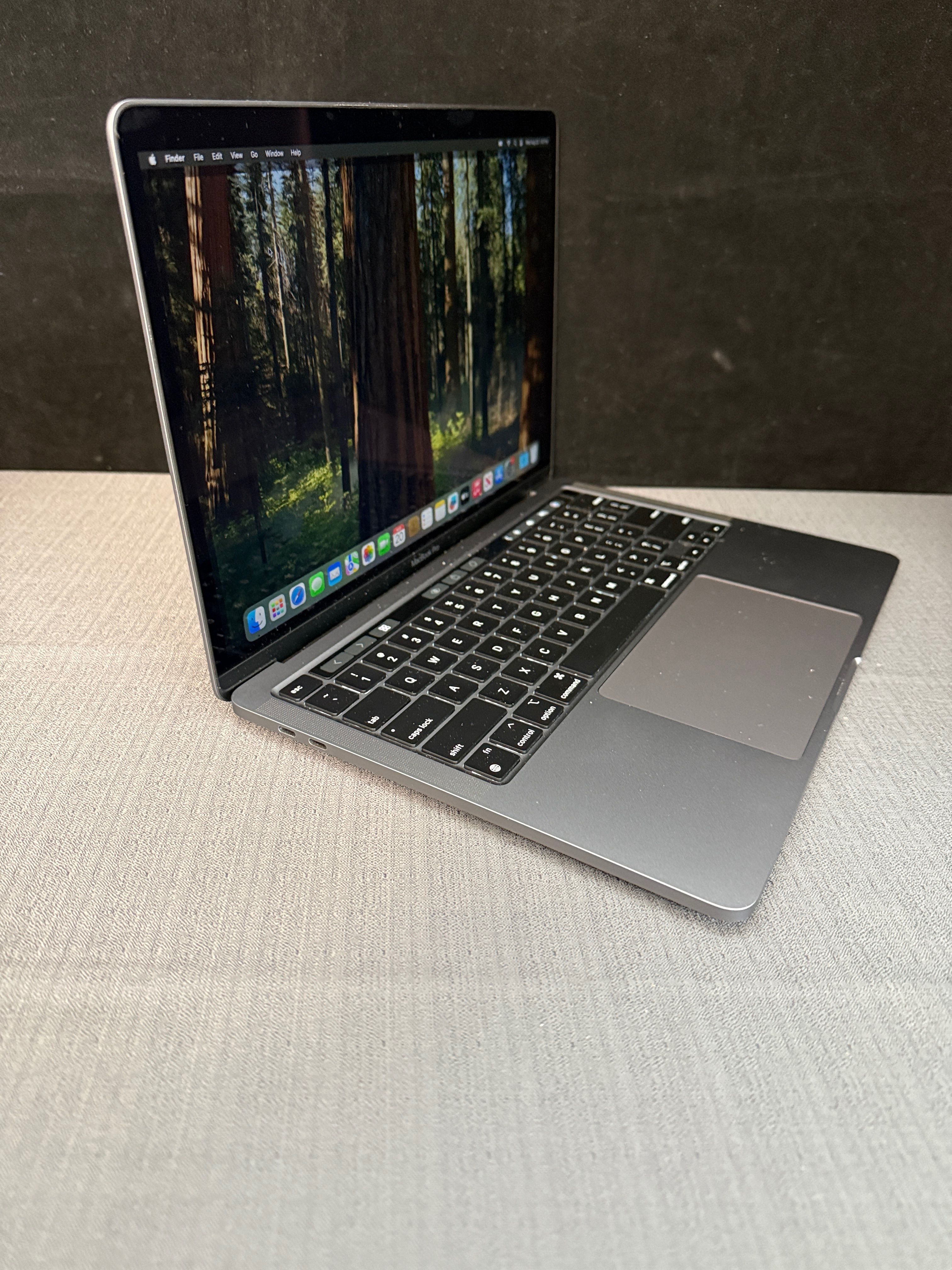 Apple MacBook Pro 2020 13\