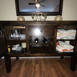 Haddigan Dining Server