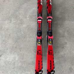 Atomic Downhill Skis: Race 6 Youth 140cm