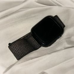 Apple Watch Series 8
