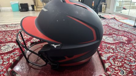 Mizuno F6-BT Red Black Fastpitch Softball Batting Helmet With FP Mask Retails $70