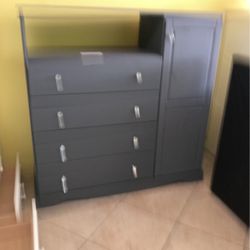ClosetNueva De Madera delivery Disponible