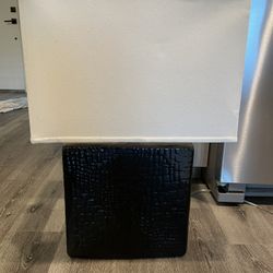 Lamp, Z-Gallerie, W 2.5’ X H 2.5’, Designer base, Excellent Condition $40 obo