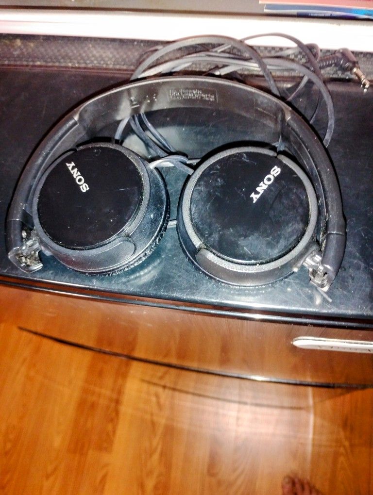 Sony Headphones Powerful Bass