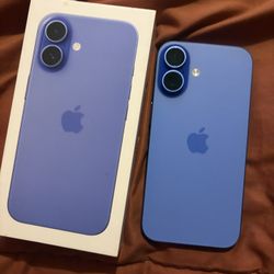 iPhone 16 Blue