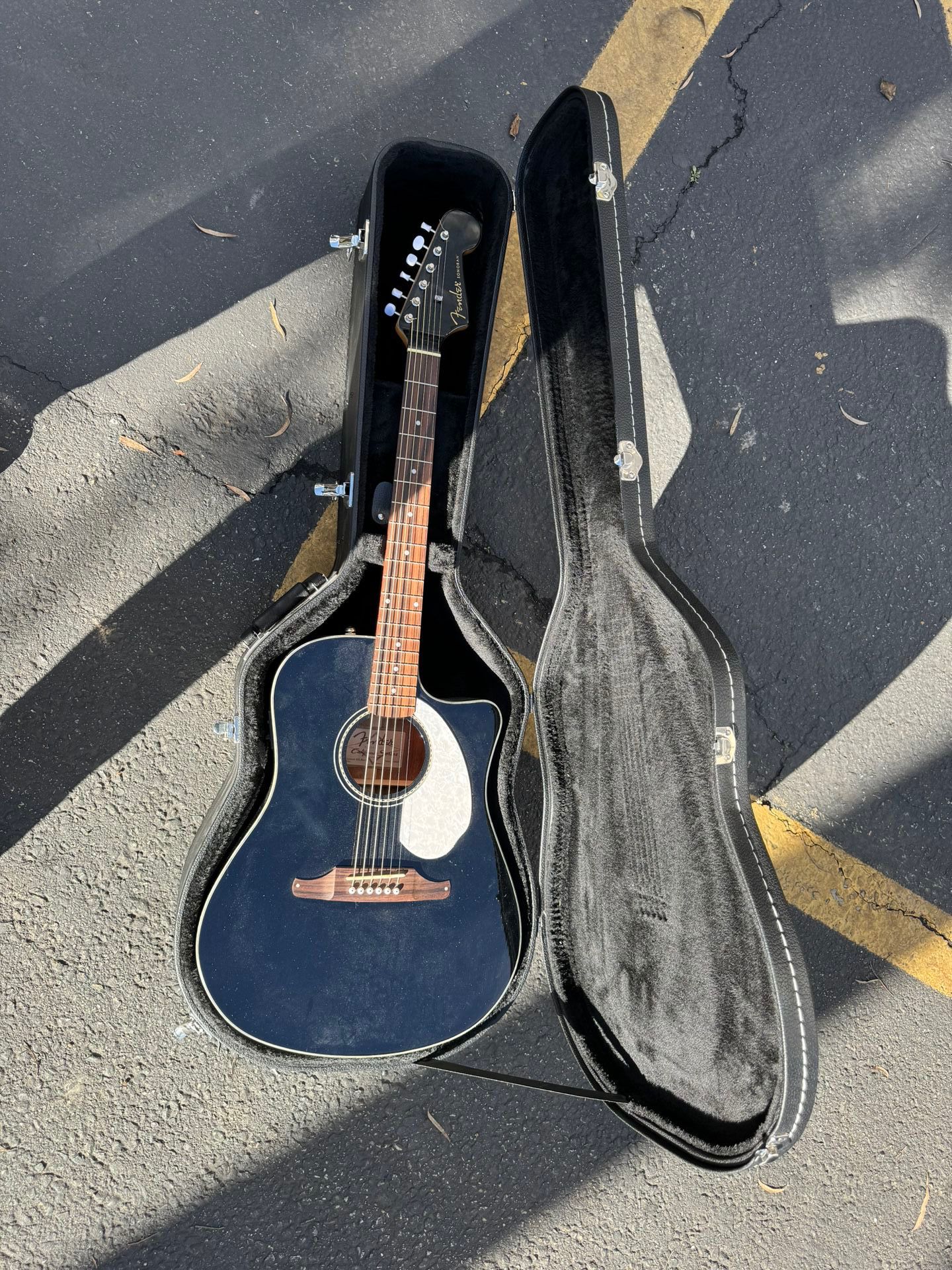 Like New, Near Mint Fender California Full Size Electric Acoustic Guitar