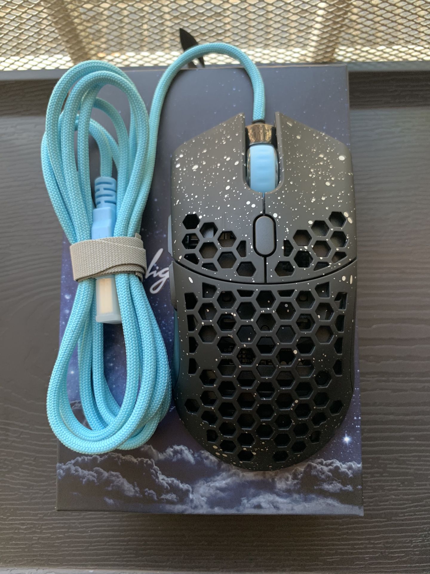 Finalmouse Ultralight Phantom with Paracord and Hyperglides