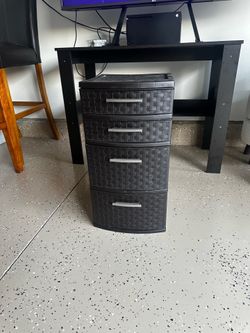 4 drawer plastic unit