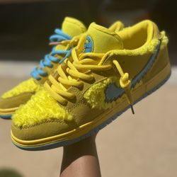 Nike SB Dunk Low ‘Grateful Dead – Yellow Bear