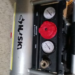 Compressor De Un Ungalon Small  Husky