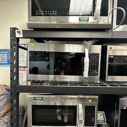 New Samsung Microwave 