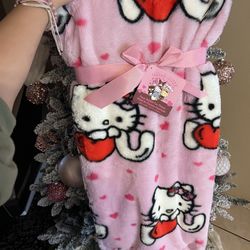 Hello Kitty Valentines Faux Fur Blanket 
