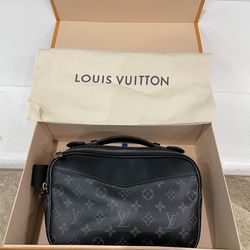 Louis Vuitton Bumbag Body Bag M42906