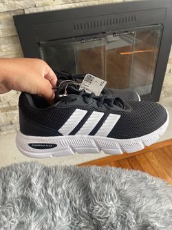 Women’s sneakers
