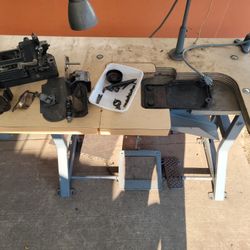 Singer Sewing Machine Merrow 