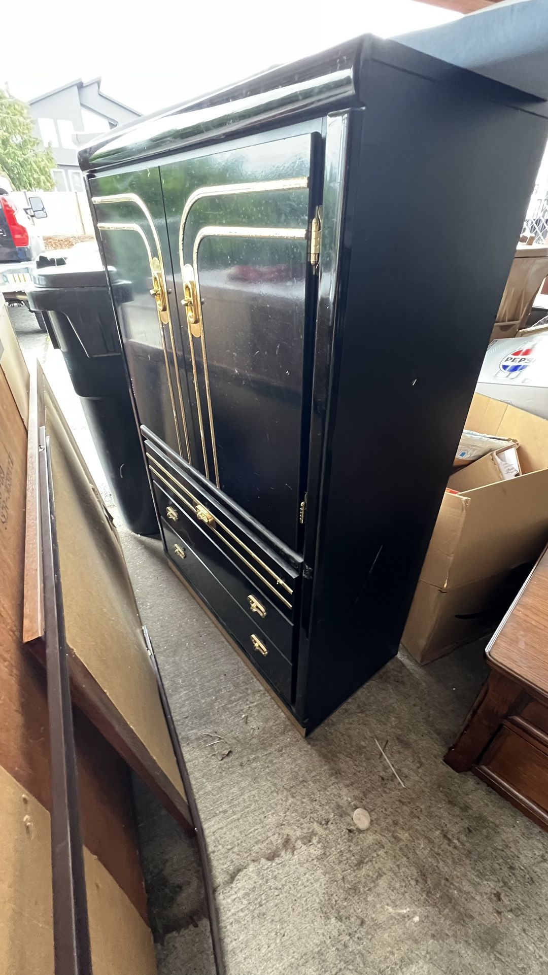 Free Armoire/dresser