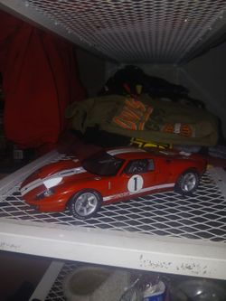 Diecast 1/18 Ford GT Diecast Model Car #1 Racing