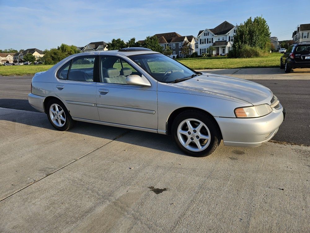 2000 Nissan Altima
