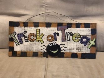Trick or Treat sign