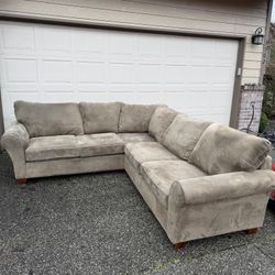 Sectional Couch, FREE Delivery