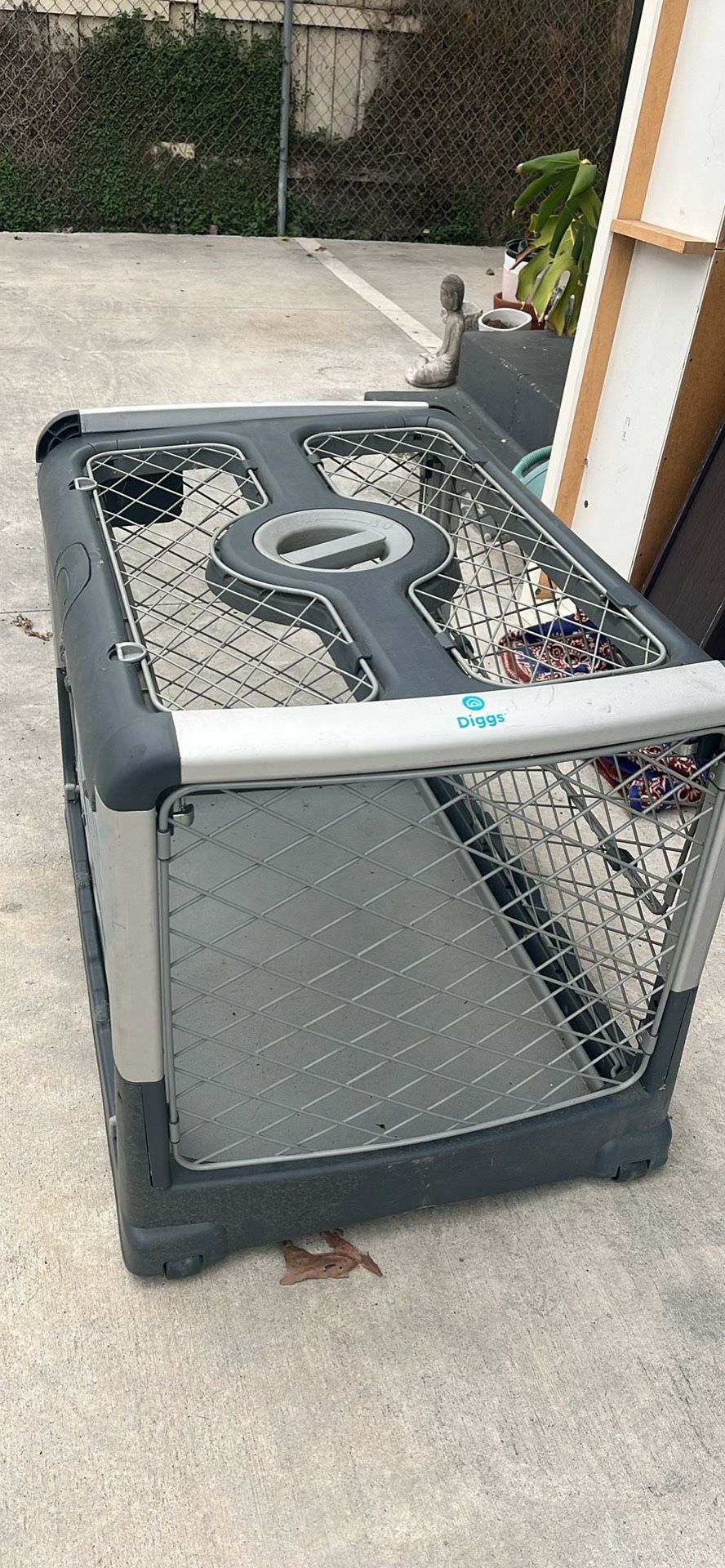 Diggs Revol Crate - Size Medium