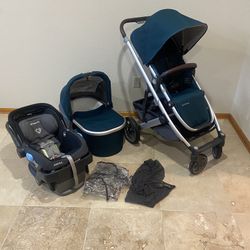 Uppababy V2 Stoller with car seat and bassinet Finn