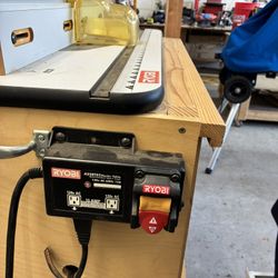 Ryobi Router Table A25RT02 w/ Fence & Safety Switch – Great Condition