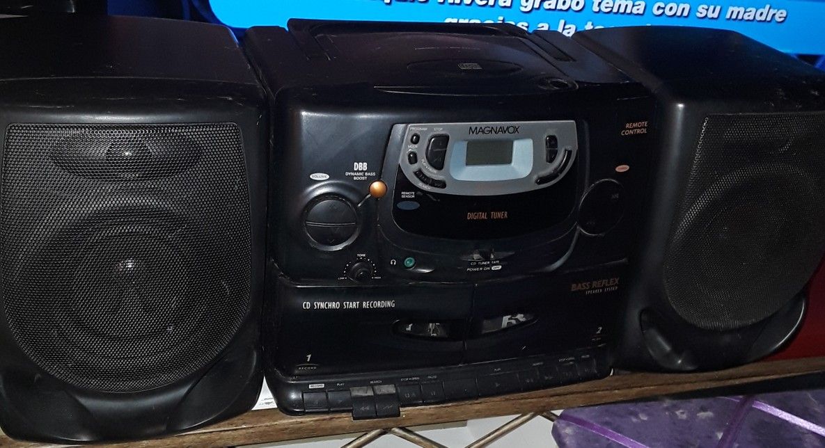 MAGNABOX STEREO SYSTEM