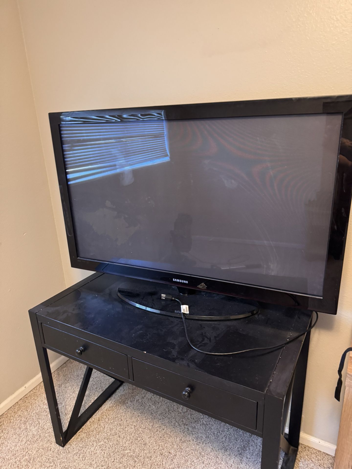 48 Inch TV
