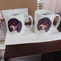 2 Great Cups For Beagle Lovers 