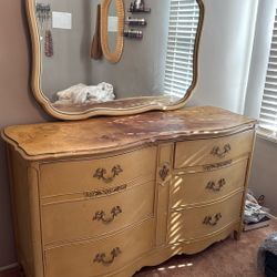 6 Drawer Dresser