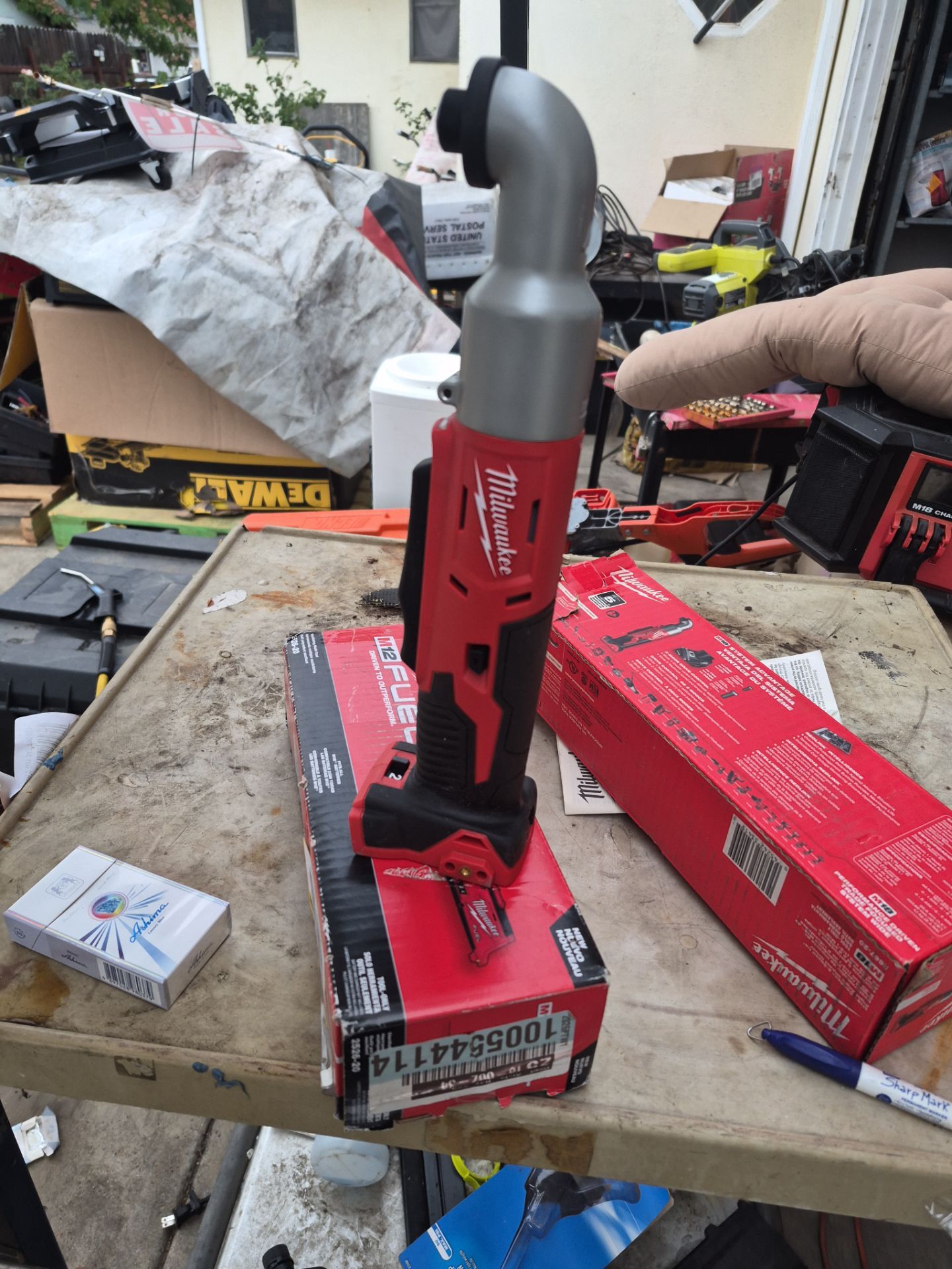 Milwaukee
M18 18V Lithium-Ion Cordless 1/4 in. Hex 2-Speed Right Angle Impact Driver (Tool-Only) STORE PRICE 179$