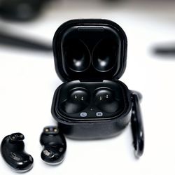 SAMSUNG Galaxy Buds Live True Wireless Earbuds US Version Active Noise Cancelling