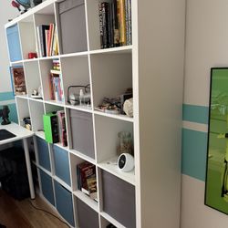 Cube Shelf / Bookshelf / Bookcase