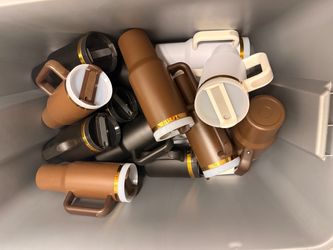 Insulated Tumbler Mugs with Handle – Lot