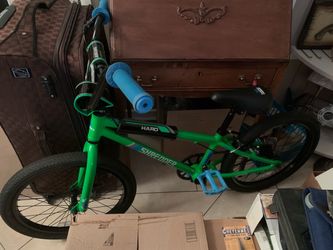 Haro Shredder Junior Bmx