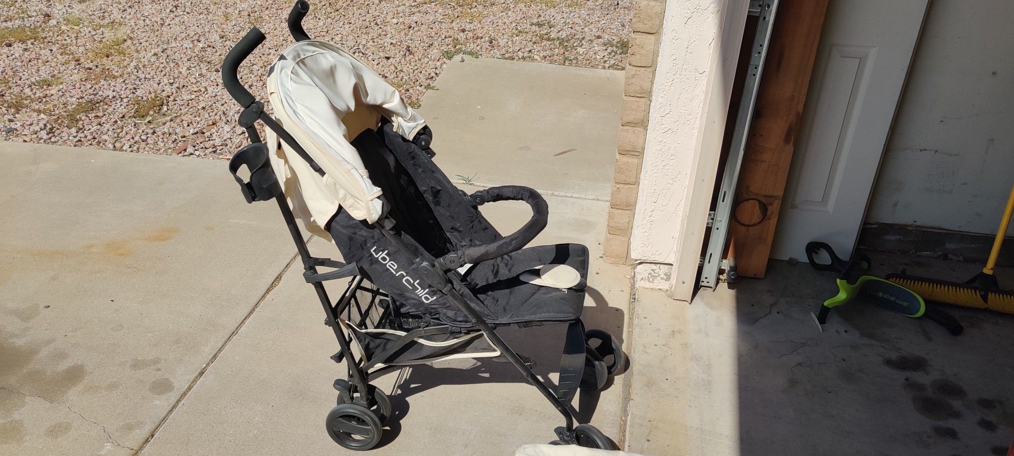 Uberchild Stroller