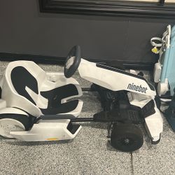 Ninebot Gokart A Little Piece In The Back Is Broken So It Won’t Connect But If You Fix It It Can Up To Almost 40 Mph Also Comes With Hoverboard 