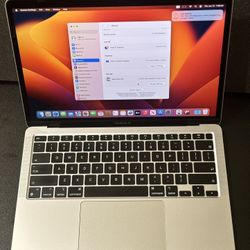 MacBook Air  13 2020 M1 8gb /256 Gb ssd silver   
