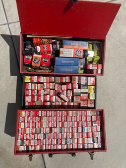 Vintage Vacuum Tubes w/ Case