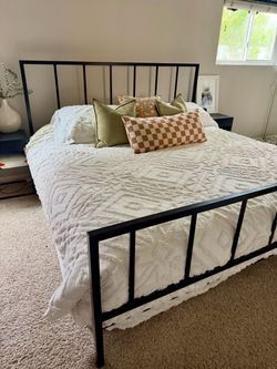 Modern king bedframe