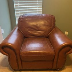 Accent Chair (Leather)