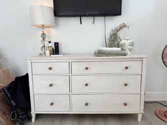 Bedroom Dresser