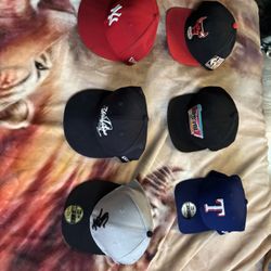 Assorted Vintage  Hats 