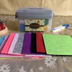 Travel Sewing Repair Kit With Pin Cushion And Colored Felt Pieces