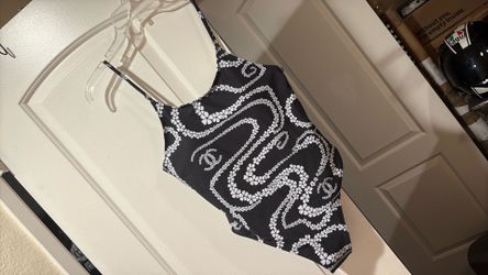 Gorgeous Swimsuit size L/XL