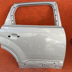 2017 - 2024 AUDI Q7 SQ7 RIGHT PASSENGER SIDE REAR DOOR SHELL PANEL OEM