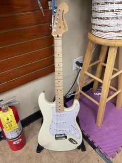 Squier affinity Strat
